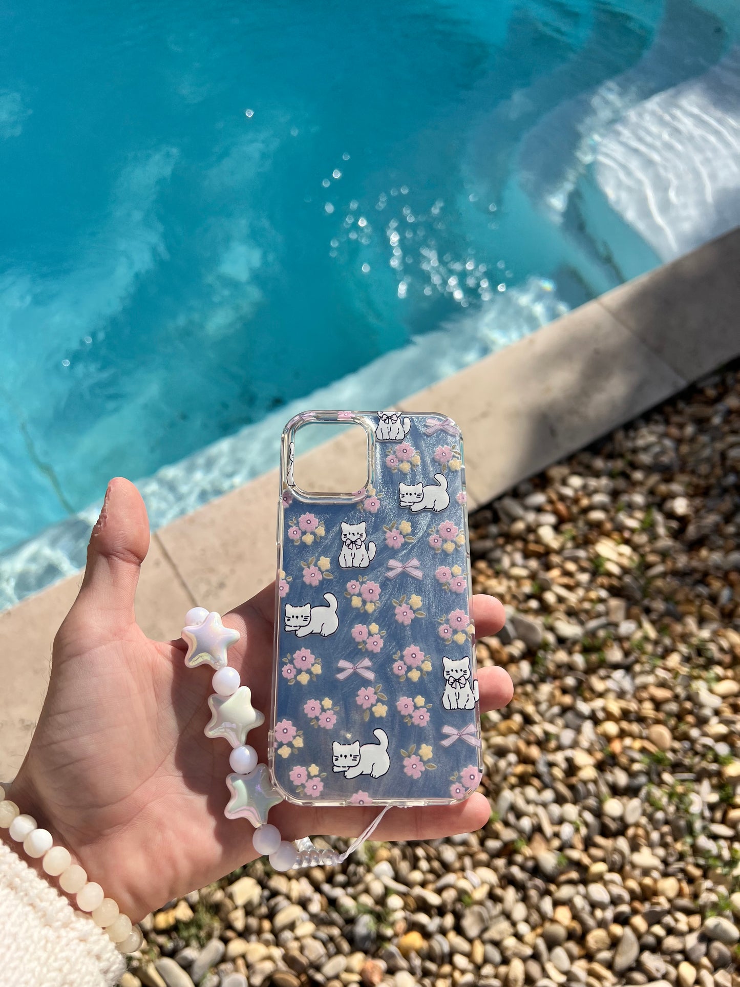 Coque iPhone 12 pro, Motif "invasion de chat", avec bracelet clair